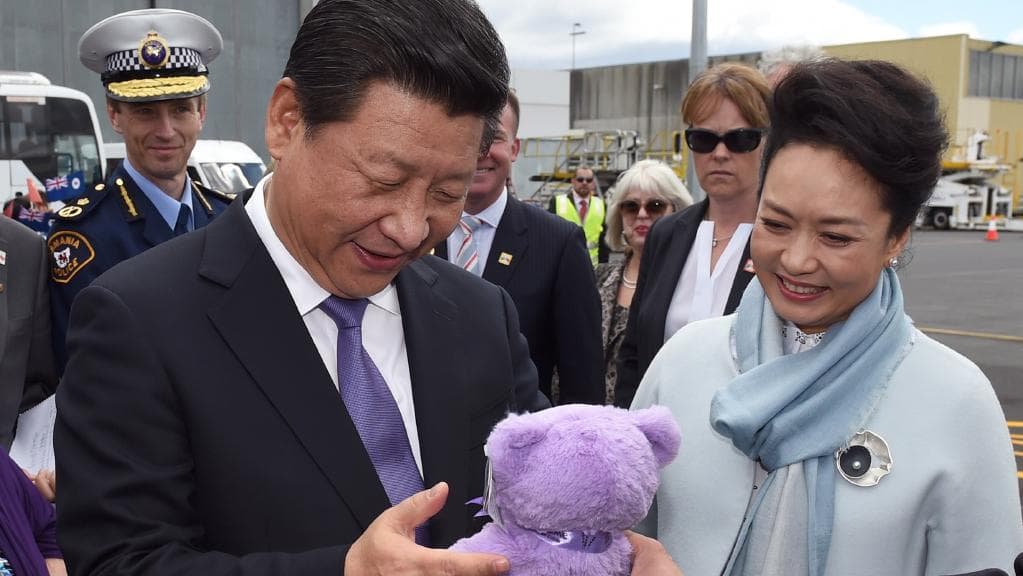 bobbi the bear given to chinese president